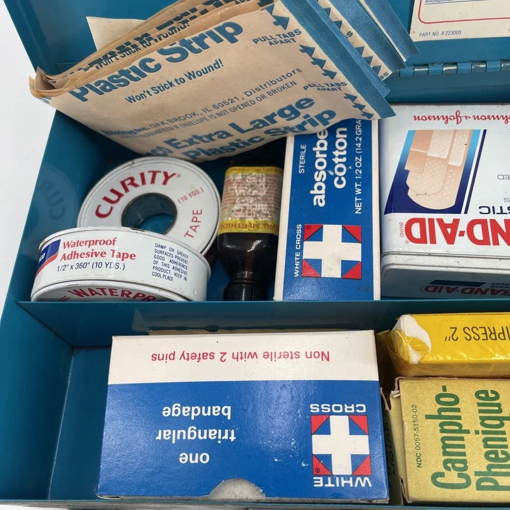 Steel Wall Mount First Aid Kit White Cross Lab Factory Industrial Film Prop Vtg